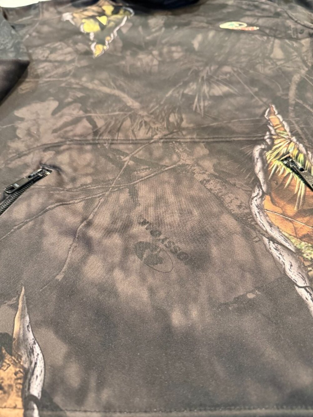 Mossy Oak Eclipse Performance Hoodie w/Neck Gaiter - Picture 5 of 11